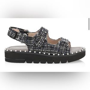 Stuart Weitzman Zoe Lift Sandals